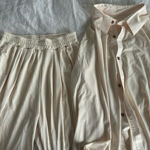 Ivory plisse set NWOT